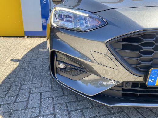 Ford FOCUS Wagon 125 PK EcoBoost ST Line-X | TREKHAAK WEGKLAPBAAR| B&O SOUND| CAMERA| DAB| NAVIGATIE| PARKEERSENSO... ActivLease financial lease