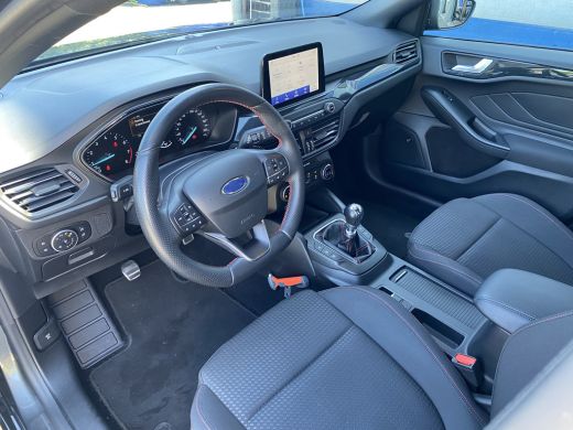 Ford FOCUS Wagon 125 PK EcoBoost ST Line-X | TREKHAAK WEGKLAPBAAR| B&O SOUND| CAMERA| DAB| NAVIGATIE| PARKEERSENSO... ActivLease financial lease
