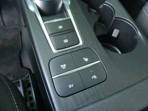 Ford Kuga 2.5 PHEV 225PK Titanium | NAVI | CAMERA | PARKEERSENSOREN V+A | ActivLease financial lease