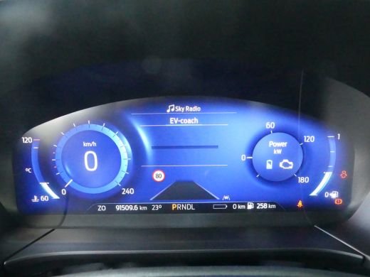 Ford Kuga 2.5 PHEV 225PK Titanium | NAVI | CAMERA | PARKEERSENSOREN V+A | ActivLease financial lease