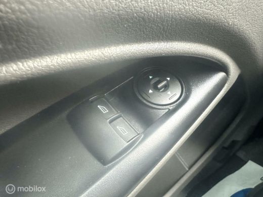 Ford Transit Connect 1.5 EcoBlue L1 Ambiente CARPLAY ACHTERUITRIJ CAMERA AIRCO CRUISE CONTROLE ZEER NETJES!! ActivLease financial lease