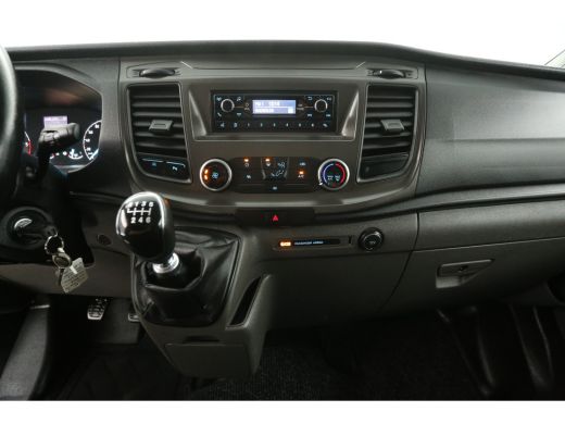 Ford Transit Custom 280 2.0 TDCI L1H1 2800KG Trekgew. Trekhaak Airco Cruise LED Navigatie Imperiaal 3 Persoons Laadru... ActivLease financial lease