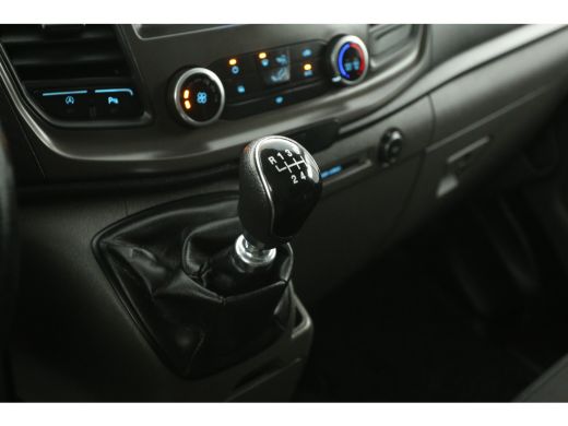 Ford Transit Custom 280 2.0 TDCI L1H1 2800KG Trekgew. Trekhaak Airco Cruise LED Navigatie Imperiaal 3 Persoons Laadru... ActivLease financial lease