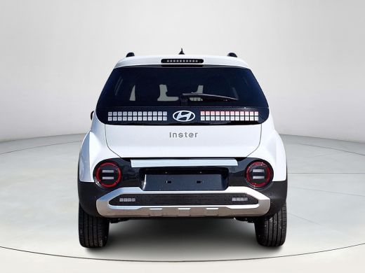 Hyundai Inster Evolve 49 kWh Winter & Tech | 3.000,- korting | Direct uit voorraad leverbaar | ActivLease financial lease