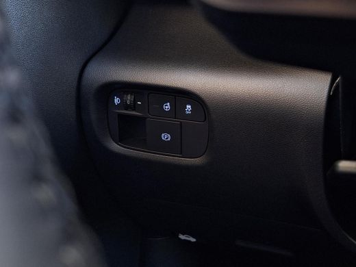 Hyundai Inster Evolve Sky 49 kWh Winter & Tech | 3.000,- korting | Direct uit voorraad leverbaar | ActivLease financial lease
