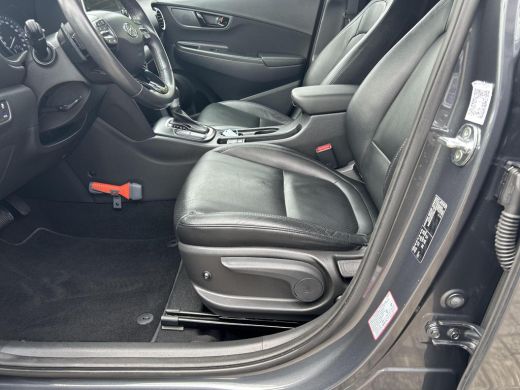 Hyundai KONA 1.6 GDI HEV Fashion | Lederen bekleding | Navigatiesysteem | Lichtmetalenvelgen | Cruise control ... ActivLease financial lease