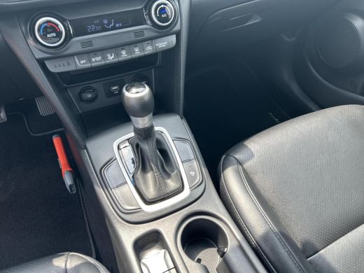 Hyundai KONA 1.6 GDI HEV Fashion | Lederen bekleding | Navigatiesysteem | Lichtmetalenvelgen | Cruise control ... ActivLease financial lease