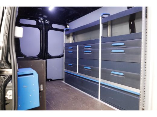 Iveco Daily 40C18 3.0 180pk L2H2 HiMatic Automaat LED/Inrichting/Trekhaak 3500kg 03-2021 ActivLease financial lease