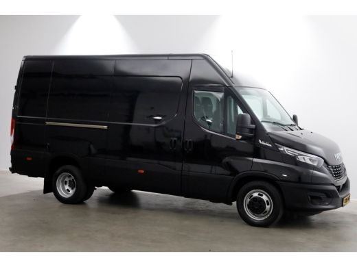 Iveco Daily 40C18 3.0 180pk L2H2 HiMatic Automaat LED/Inrichting/Trekhaak 3500kg 03-2021 ActivLease financial lease