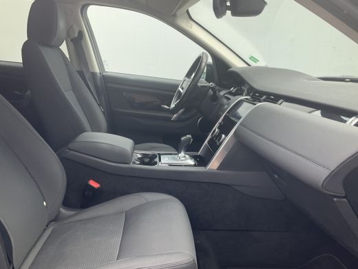 Land Rover Discovery Sport P300e 1.5 PHEV R-Dynamic incl.BTW 360° Carplay DAB Plug-in ActivLease financial lease