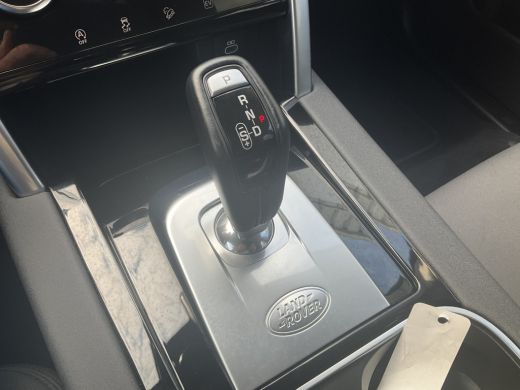 Land Rover Discovery Sport P300e 1.5 PHEV R-Dynamic incl.BTW 360° Carplay DAB Plug-in ActivLease financial lease