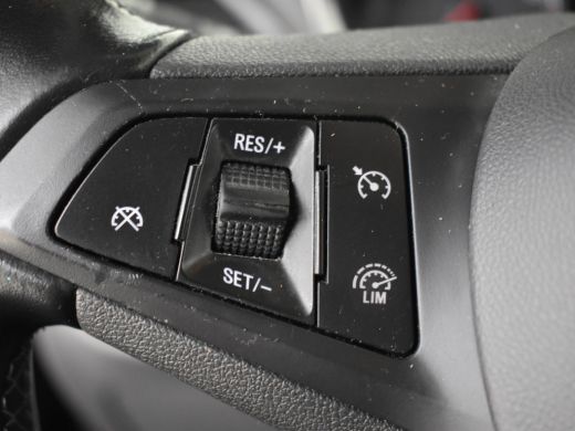 Opel KARL 1.0 ecoFLEX Innovation 74PK | Cruise control | App connect | Half leder stof | DAB radio | Privac... ActivLease financial lease