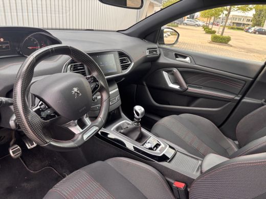 Peugeot 308 SW 1.2 PureTech GT-line 130PK | Panoramadak | Camera | Navigatie | Parkeersensoren | Keyless | Ap... ActivLease financial lease
