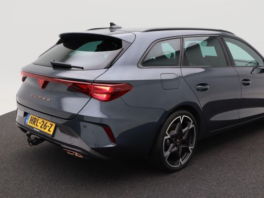 CUPRA Leon Sportstourer 1.5 TSi 272 Pk e-Hybrid VZ Performance | Full LED | Trekhaak | 19 Inch | Camera | Stoelverwarming... ActivLease financial lease