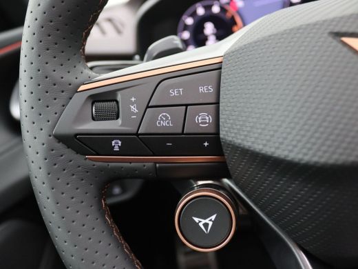 CUPRA Terramar 1.5 TSI e-Hybrid VZ Performance 272PK DSG matrix led, trekhaak, Sennheiser audio, 360gr. camera, ... ActivLease financial lease