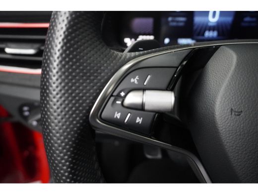 Skoda Kamiq 1.0 TSI DSG Sport Business | Panoramadak | Apple Carplay | Camera achter | PDC V+A | Climate Cont... ActivLease financial lease