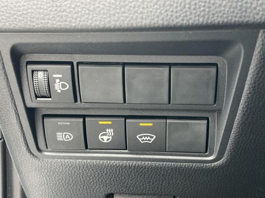 Toyota Yaris Cross 1.5 Hybrid 115 First Edition | Parkeersensoren | Stoel- + stuurverwarming | Navigatie | Carplay |... ActivLease financial lease