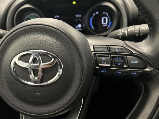 Toyota Yaris Cross 1.5 Hybrid Dynamic ActivLease financial lease