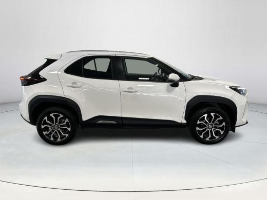 Toyota Yaris Cross 1.5 Hybrid Dynamic ActivLease financial lease