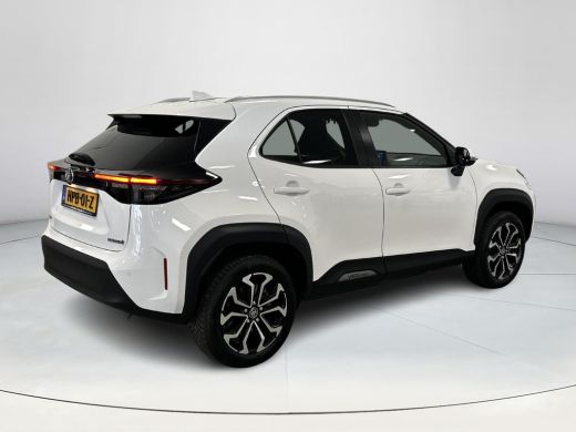 Toyota Yaris Cross 1.5 Hybrid Dynamic ActivLease financial lease