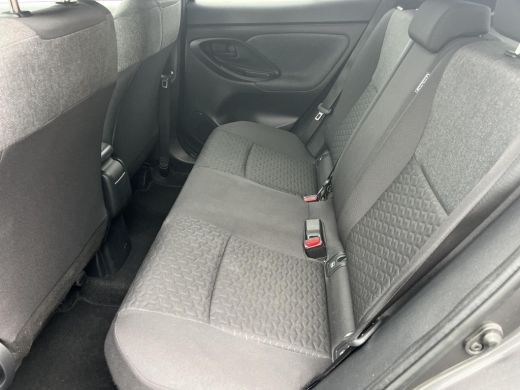 Toyota Yaris Cross 1.5 Hybrid Dynamic | Dode hoek waarschuwing | Parkeersensoren | Stoelverwarming | Navigatie | ActivLease financial lease