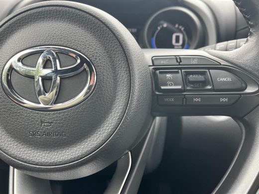 Toyota Yaris Cross 1.5 Hybrid Dynamic | Dode hoek waarschuwing | Parkeersensoren | Stoelverwarming | Navigatie | ActivLease financial lease