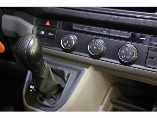 Volkswagen Crafter 2.0 TDI 4MOTION L3H3 (OUDE L2H2) LAADKLEP 750KG ActivLease financial lease