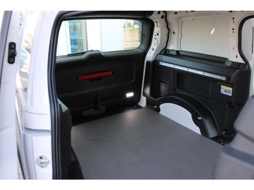 Volkswagen ID. Buzz Cargo 77 kWh | 204 pk | Dubbele Schuifdeur | Navigatie | Stoelverwarming | Achteruitrijcamera | P... ActivLease financial lease