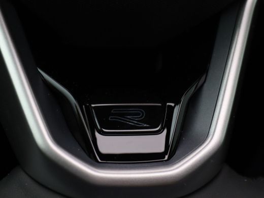 Volkswagen Passat Variant 1.5 eHybrid R-Line Edition 272PK DSG Matrix led, trekhaak, adaptive cruise, side assist, ... ActivLease financial lease
