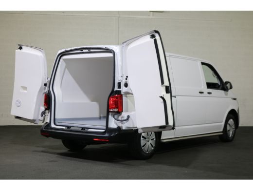 Volkswagen Transporter 2.0 TDI L2 H1 Koelwagen 0 Graden koeling Airco Sidebars ActivLease financial lease
