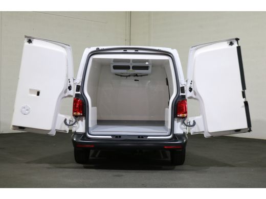 Volkswagen Transporter 2.0 TDI L2 H1 Koelwagen 0 Graden koeling Airco Sidebars ActivLease financial lease