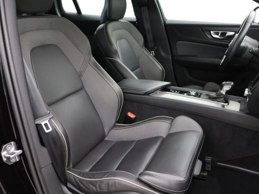 Volvo  V60 2.0 T4 190 PK R-DESIGN + PANORAMADAK | WEGKL. TREKHAAK | STUURVERW. | ADAPTIVE CRUISE CONTROL ActivLease financial lease