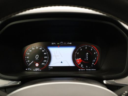 Volvo  V60 2.0 T4 190 PK R-DESIGN + PANORAMADAK | WEGKL. TREKHAAK | STUURVERW. | ADAPTIVE CRUISE CONTROL ActivLease financial lease