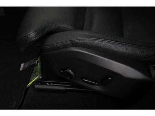 Volvo  XC60 T6 AWD Plus Dark | Adaptive Cruise | Panoramadak | 360° Camera | Memory | Trekhaak | BLIS ActivLease financial lease