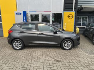 Ford Fiesta 1.0 100PK ECOBOOST TITANIUM | STOEL, STUUR EN VOORRUITVERWARMING| PARKEERSENSOREN| CRUISE CONTROL...