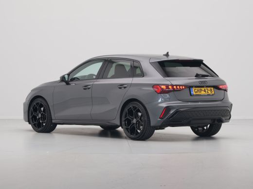 Audi A3 Sportback 35 TFSI 150 pk S edition Facelift model, PDC, Optiek zwart plus, 19 inch 88 ActivLease financial lease