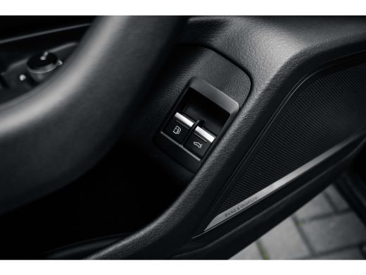 Audi A6 Avant 50 TFSI e quattro S edition 299 pk | Trekhaak | Panorama-dak | Verlengde fabrieksgarantie t... ActivLease financial lease