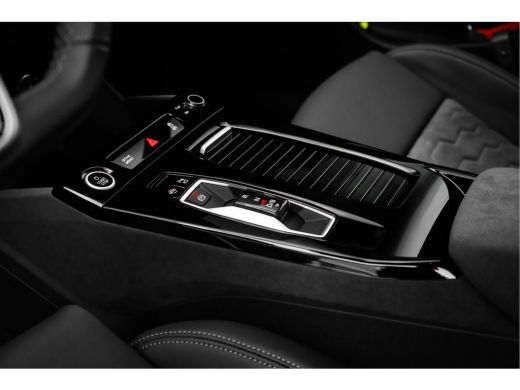Audi A6 Avant e-tron S edition performance 368PK | Rondomzicht Camera | Luchtvering | Softclose | Elek. S... ActivLease financial lease