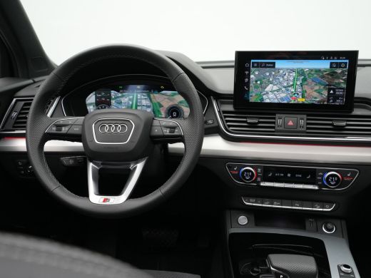 Audi Q5 50 TFSI e 299 pk S edition Panodak, B&O, Luchtvering, Camera, Stoelverwarming 115 ActivLease financial lease