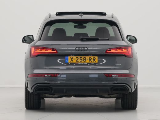 Audi Q5 50 TFSI e 299 pk S edition Panodak, B&O, Luchtvering, Camera, Stoelverwarming 115 ActivLease financial lease