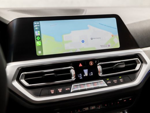 BMW 3 Serie 320i M Sport 184Pk Automaat (APPLE CARPLAY, M PAKKET, GROOT NAVI, SFEERVERLICHTING, LEDER/ACANTAR... ActivLease financial lease