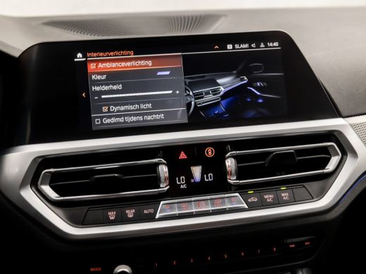 BMW 3 Serie 320i M Sport 184Pk Automaat (APPLE CARPLAY, M PAKKET, GROOT NAVI, SFEERVERLICHTING, LEDER/ACANTAR... ActivLease financial lease
