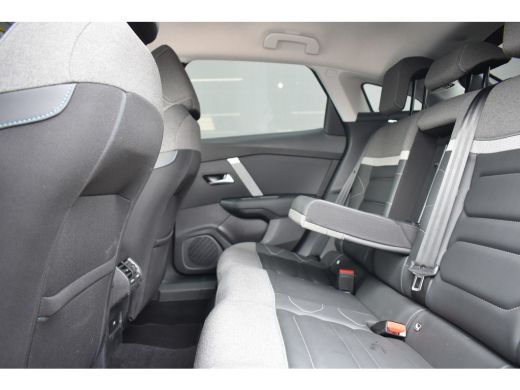 Citroën C4 1.2 Puretech Shine | Vol-Leder | HeadUp-Display | Stuur/Stoelverwarming | Navigatie | Voorruitver... ActivLease financial lease