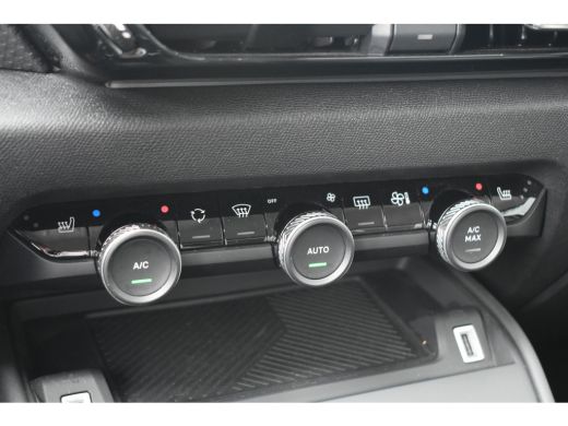 Citroën C4 1.2 Puretech Shine | Vol-Leder | HeadUp-Display | Stuur/Stoelverwarming | Navigatie | Voorruitver... ActivLease financial lease