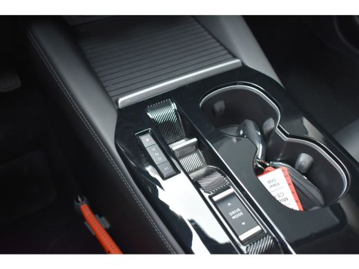 Citroën C5 X 1.2 PureTech Business Plus 130pk Automaat | Vol-Leder | Achteruitrijcamera | Navigatie | HeadUp-D... ActivLease financial lease