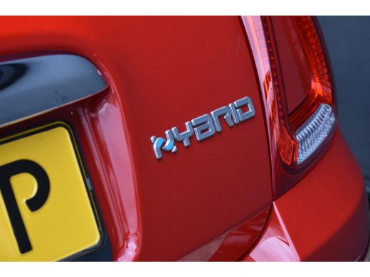 Fiat 500 1.0 Hybrid Dolcevita | Panoramadak | Navigatie by App | Half-Leder | 15"LMV | Cruise Control | !! ActivLease financial lease