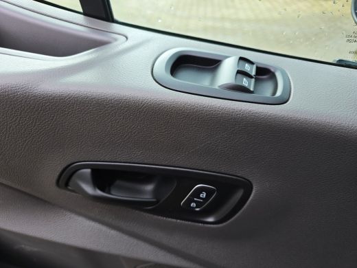 Ford Transit 350 2.0 TDCI L2 H2 - 130 Pk - Euro 6 - Airco - Cruise Control ActivLease financial lease