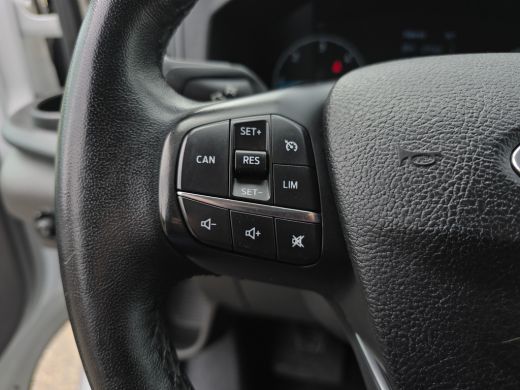 Ford Transit 350 2.0 TDCI L2 H2 - 130 Pk - Euro 6 - Airco - Cruise Control - PDC ActivLease financial lease