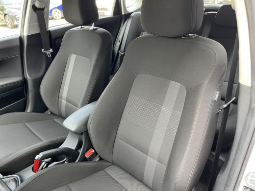Hyundai i20 1.0 T-GDI Comfort Smart | Navigatie | Cruise Control | Achteruitrijcamera | Rijklaarprijs! | ActivLease financial lease