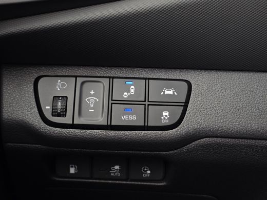 Hyundai IONIQ 1.6 GDi PHEV Premium | Stoelgeheugen | Stoelkoeling en verwarming | Stoelverwarming achter | Stuu... ActivLease financial lease